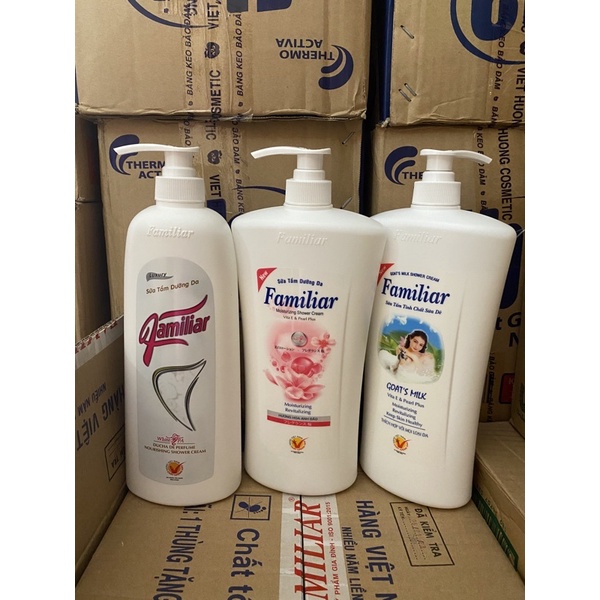 Sữa Tắm Trắng Da Familiar Tinh Chất Sữa Dê chai 1l