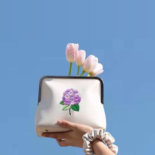 Miếng Ủi hoặc khâu Quần Áo Hoa Hồng Đen hoặc Trắng - Kích thước 7.5cm