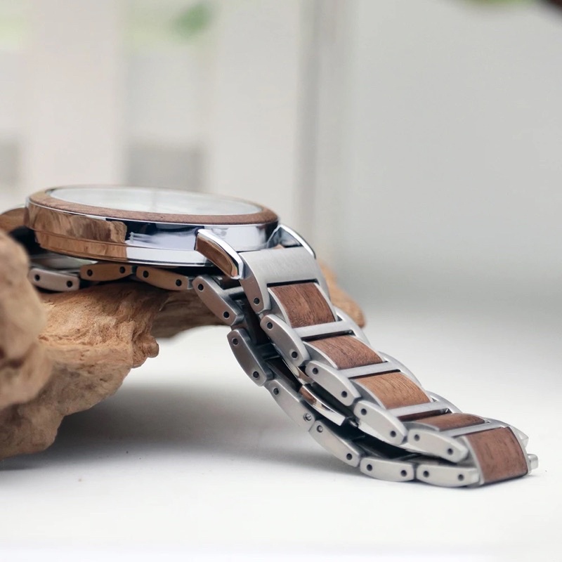 Đồng hồ đeo tay nam vỏ gỗ WoodWatch GR18