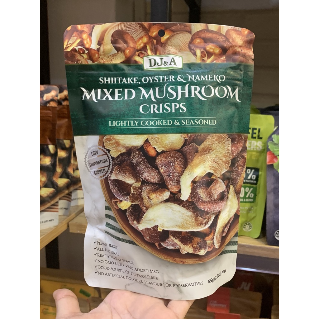 DJ&A Mixed Mushroom Crisps (Shiitake, Nameko & Oyster) 65g Shopee