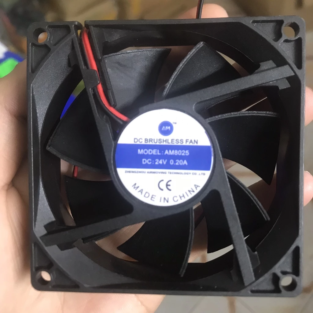 Quạt 24V loại nhỏ 8x8x2,5cm khung nhựa tốt