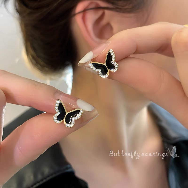 Bông tai hình bướm từ kim loại và kim cương - Phụ kiện thời trang sang trọng cho nữ