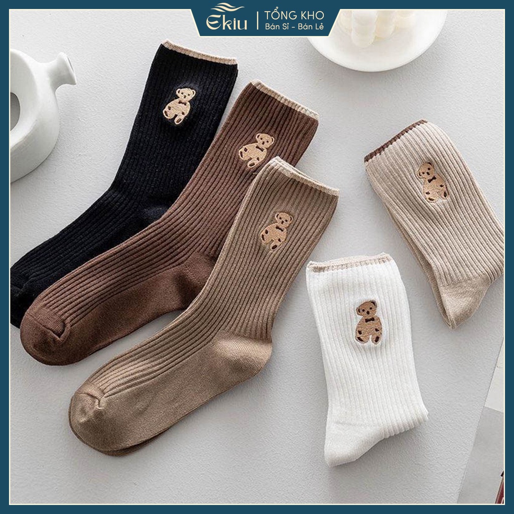 Tất cổ cao màu trắng nữ họa tiết gấu dễ thương, vớ nữ chất liệu cotton thoáng khí co giãn 4 chiều - Ekiu Shop