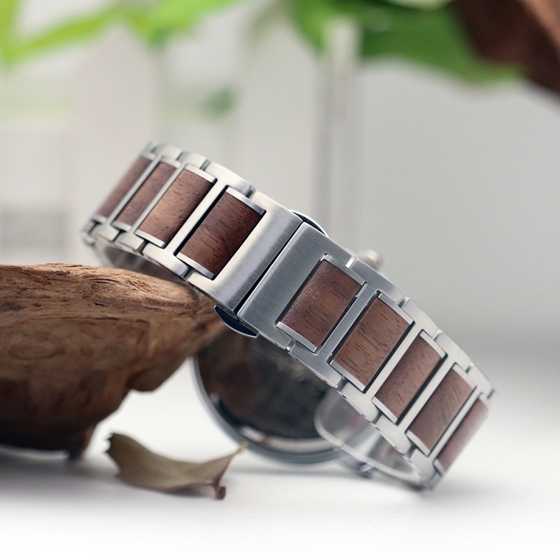 Đồng hồ đeo tay nam vỏ gỗ WoodWatch GR18