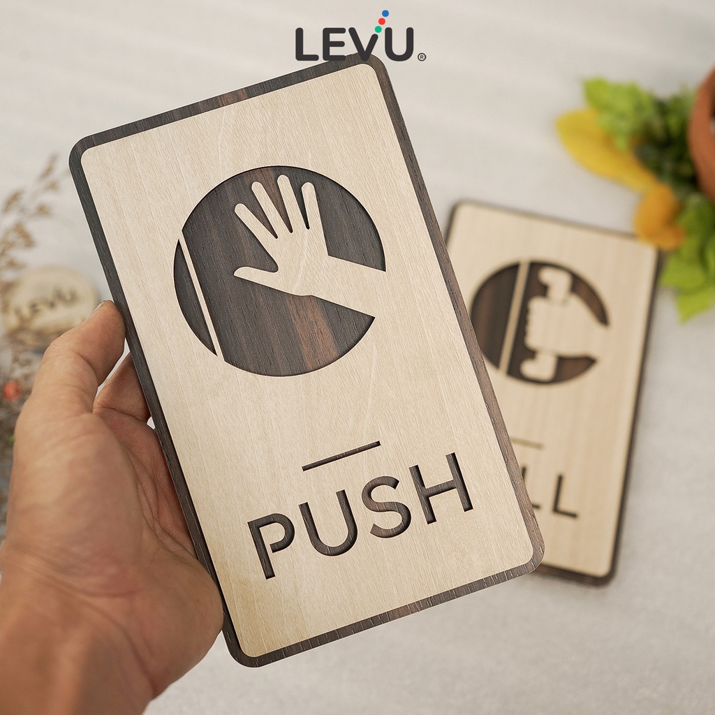 Bộ 2 bảng gỗ Pull Push dán cửa ra vào trang trí hiện đại LEVU-TP13