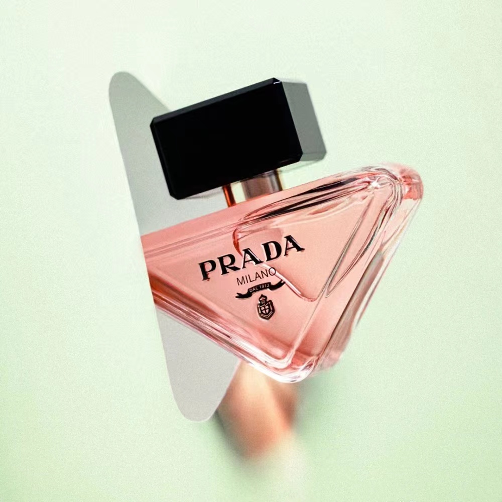 Yolo Yolo Yolo ❤  Nước Hoa Prada Hương Hoa Gỗ Lâu Trôi 90ml