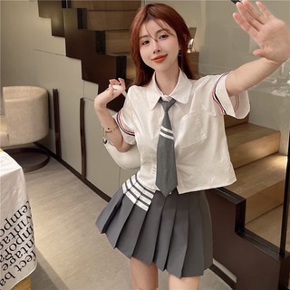 Thắt nơ phong cách đơn giản cho đồng phục học sinh, màu xám
