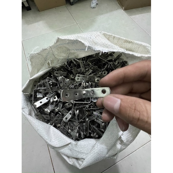 Bass L inox 304 - ke góc chữ L - Bịch 1 KG | Shopee Việt Nam