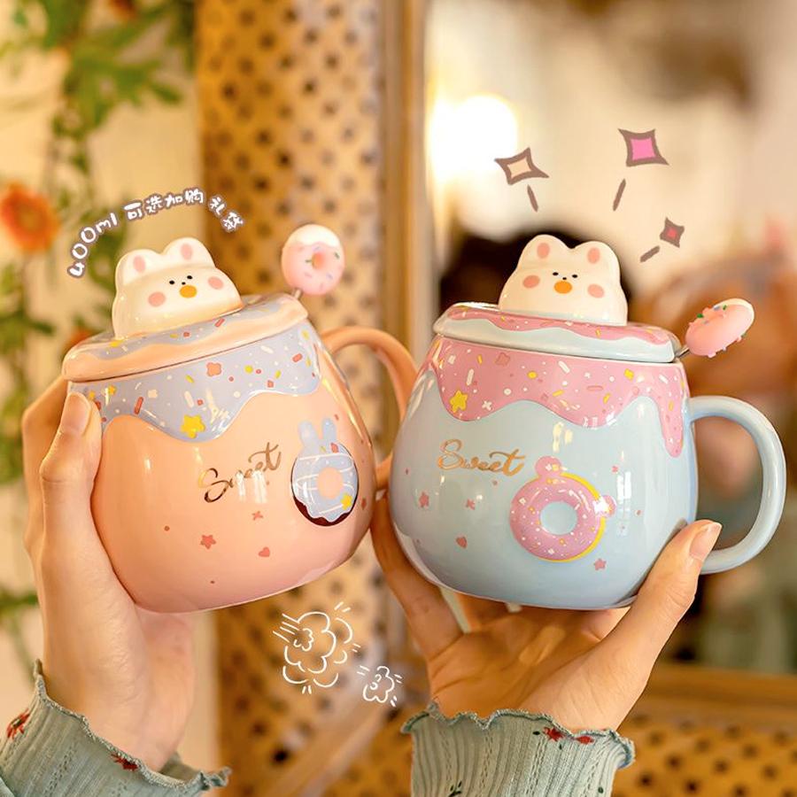 Cốc Sứ Thỏ Donut Cute 400ml Có Nắp 3D Và Thìa Khuấy - Ly Hoạt Hình Dễ Thương Quà Tặng Trẻ Em Bạn Gái Văn Phòng