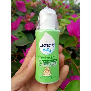 3 Chai Lactacyd Baby Extra Milky ( XL ) - Sữa tắm cho bé Giảm rôm sảy hăm kẽ dưỡng da cho bé và duy trì độ ẩm Chai 60ml