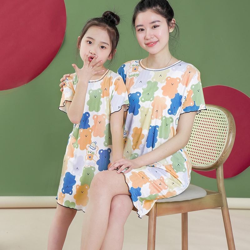 Trẻ Em Váy Ngủ Mùa Hè Mỏng Phong Cách Ice Feel Nữ Nữ Ice Silk Cha Mẹ-Con Mặc Váy Ngắn Tay 100-1