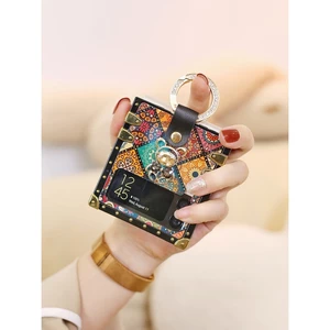 Thiết Kế Sang Trọng Cổ Điển Họa Tiết Gió Quốc Gia Đứng Gấp Ốp Lưng Điện Thoại Samsung Galaxy Z Flip 3 4 5 6 7FE 7 Với Dây Ngọc Trai Ốp Lưng ShookProof Vuông Điện Thoại Di Động