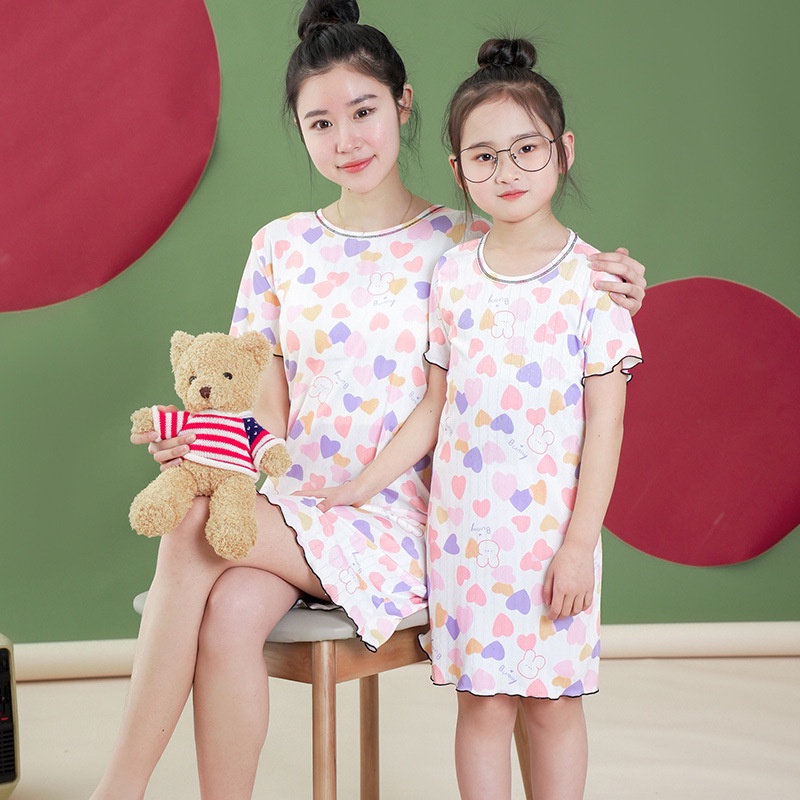 Trẻ Em Váy Ngủ Mùa Hè Mỏng Phong Cách Ice Feel Nữ Nữ Ice Silk Cha Mẹ-Con Mặc Váy Ngắn Tay 100-1
