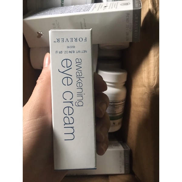 Kem Dưỡng Mắt Lô Hội #561Flp. Awakening Eye Cream. Giảm Bọng Mắt, Quầng Thâm, Nếp Nhăn Vùng Mắt. 21g