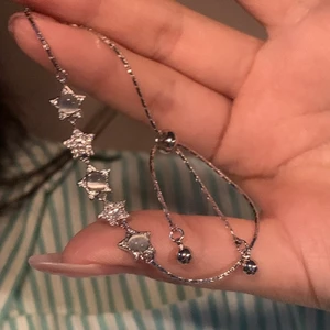 Vòng Tay Đính Đá Opal Hình Ngôi Sao Năm Cánh Nhỏ Siêu Đẹp Sang Trọng Nhẹ Nhàng Thiết Kế Chất Lượng Cao Dành Cho Bạn Nữ