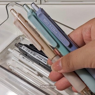 Bút bi bấm mực nước DoMi Gel Pen DM-943 ngòi 0.5mm viết êm tay