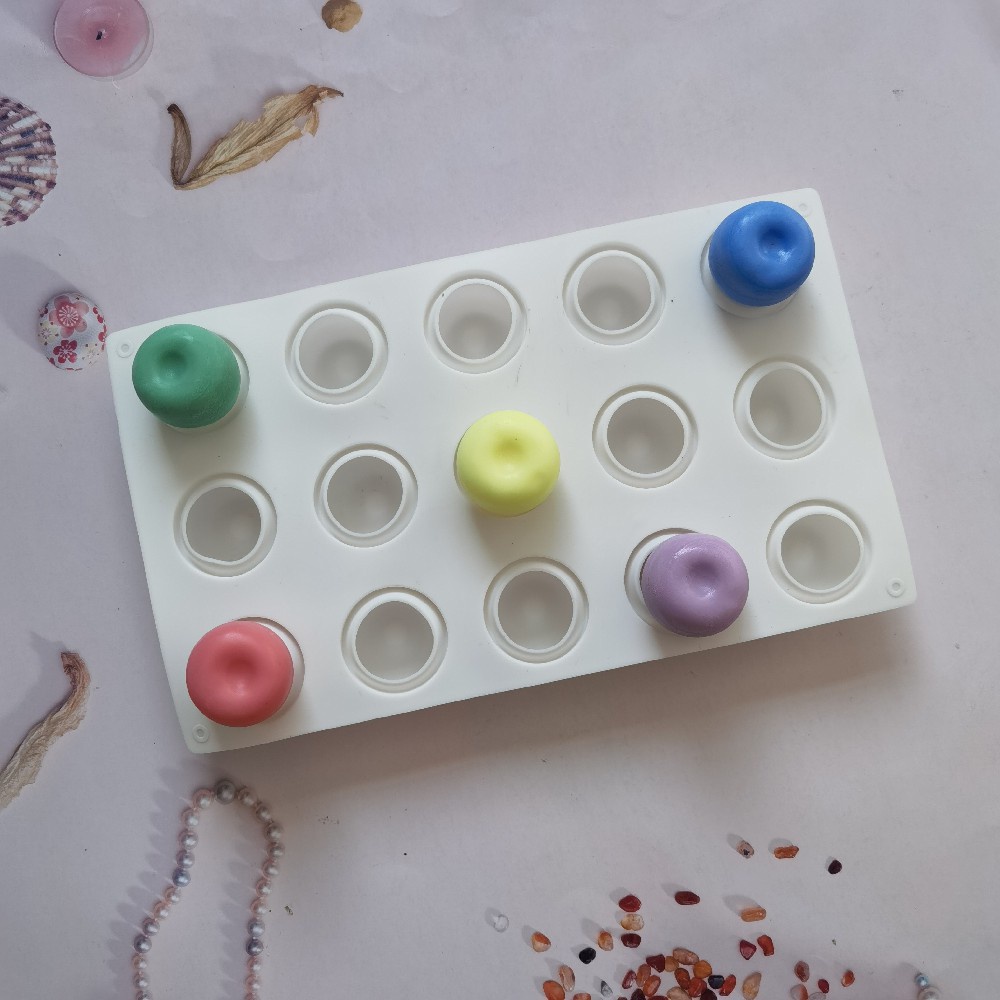 Khuôn silicone 15 Ngăn Làm Bánh Hình Quả Táo