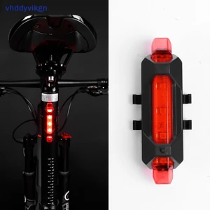 Đèn hậu LED sạc USB chống nước