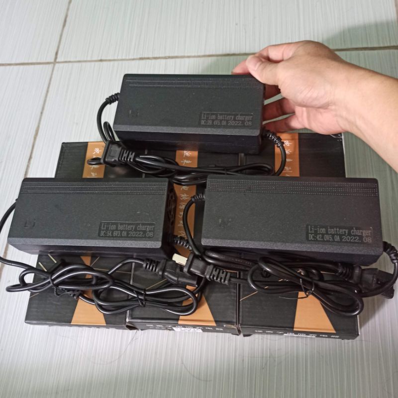 Sạc pin lion hệ 5s 21V 5A, 6s 25.2V 5A, 7s 29.4V 5A, 10s 42V 5A, 13s 54 ...