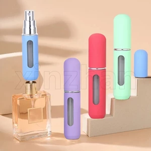 Loại máy ép có thể nạp lại 5ml chai nước hoa làm đầy trực tiếp dưới đáy / hộp đựng mẫu di động đi du lịch và đi ra ngoài / chai xịt tinh dầu nhỏ màu