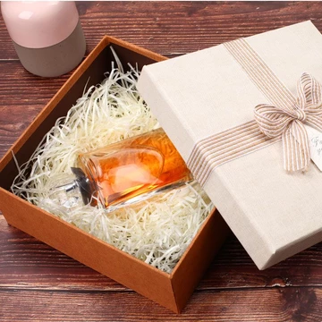 Hộp quà hình vuông đơn giản cổ điển Hộp Quà Tặng lớn hộp quà sinh nhật Hộp đựng quần áo cho Nam/hộp quà cao cấp/hộp