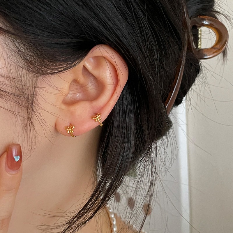Những Mẫu Khuyên Tai Đẹp Cho Nữ 2025 | Tinh Tế & Cá Tính Cùng Bạc Bliss