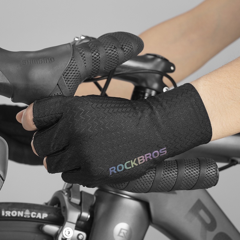 Rockbros Găng Tay Hở Ngón Vải Lụa Lạnh Mềm Mại Thoáng Khí Chống Trượt Tiện Dụng Khi Đạp Xe