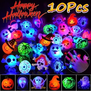 Set 10 Nhẫn Halloween Phát Sáng Hình Đầu Lâu / Bí Ngô Dễ Thương Cho Bé