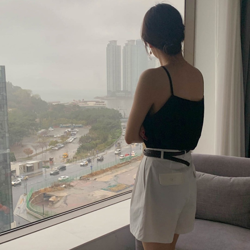 Áo sơ mi SUXI ngắn tay cổ tròn tay phồng + áo hai dây