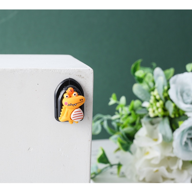 Móc treo ô tô mới Móc treo mini đa chức năng thiết kế hoạt hình dễ thương cho nội thất ô tô