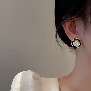 Bông Tai Hình Hoa Trà Phong Cách Retro Đơn Giản Độc Đáo