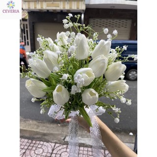 Hoa cưới cầm tay cho cô dâu từ tulip và baby trắng tinh khôi-CEVERIA.