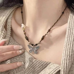 Vòng cổ Chuỗi Hạt Mặt Hình Bướm Bằng Đá Tự Nhiên Dành Cho Nữ