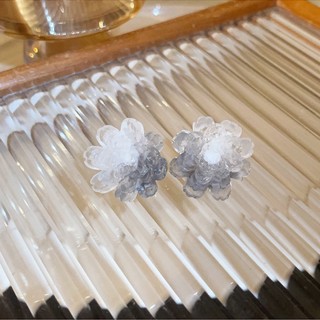 Hoa Cúc Ba Chiều Bằng Nhựa Resin Màu Sắc Tương Phản Hợp Thời Trang