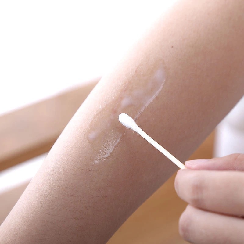 100 bông ráy tai thân gỗ khử trùng 2 đầu thân thiện với môi trường