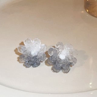 Hoa Cúc Ba Chiều Bằng Nhựa Resin Màu Sắc Tương Phản Hợp Thời Trang