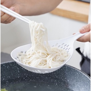 Vá vớt mì phở bún miến - Muôi vớt đồ ăn dạng lưới cỡ lớn SUNNY DAY