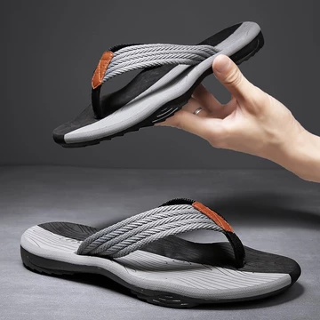 【Đề nghị đặc biệt】Thời trang dép tông dày dép kiểu không thấm nước dép tổ đep nam tông nam dép nam sandal dép đúc quai ngang dép đi biển