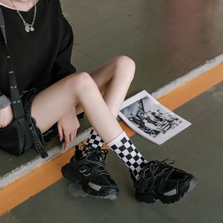 Vớ Cotton Cổ Cao Kẻ Sọc Caro Trắng Đen Thoáng Khí Phong Cách Harajuku Hàn Quốc