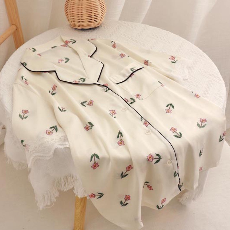 Bộ Đồ Ngủ Áo Tay Ngắn Phối Quần Short Vải Lụa Lạnh Phối Ren Thời Trang Mùa Hè Cho Nữ [lzf0703]