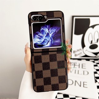 Bao da in hình cổ điển mỏng bao da samsung galaxy z flip 5 z flip 4 z flip 3 matte squares hình hoa vỏ cứng pc