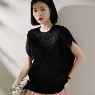 Tiêu chuẩn thanh lịch với thiết kế xếp ly quyến rũ, thoải mái