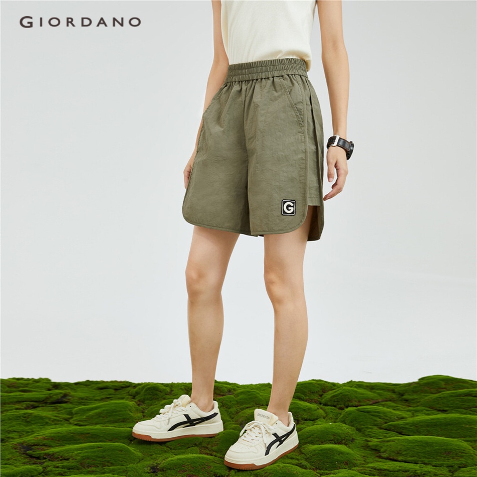 GIORDANO WOMEN Letter embroidery elastic waist loose shorts 18403909 ...