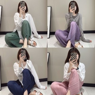 Quần xếp ly thẳng Miyake Slimer Look Quần ống rộng đến mắt cá chân thông thường