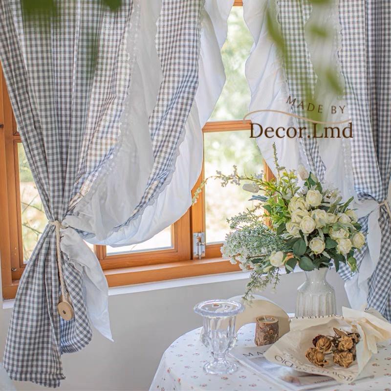 Rèm cửa sổ caro xanh xám nhún bèo ren 2 bên decor trang trí phòng ngủ ...