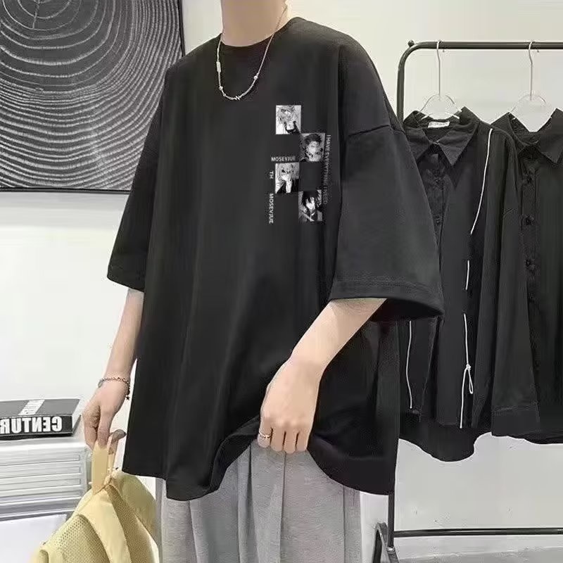 lookbook, geek chic, áo thun oversized, màu đen mờ, dây xích kim loại, manga 8-Man