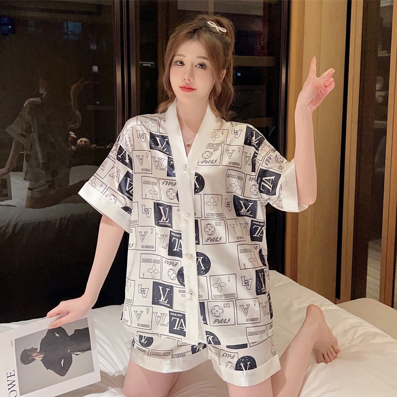 Bộ đồ ngủ tay ngắn chất lụa lạnh họa tiết hoạt hình thời trang mùa hè cho nữ lff0731