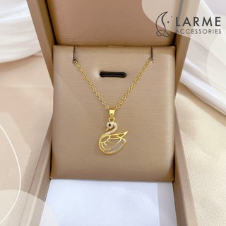 Vòng cổ nữ dây chuyền không đen gỉ mặt thiên nga phong cách sang trọng  Larme accessories -DC0138