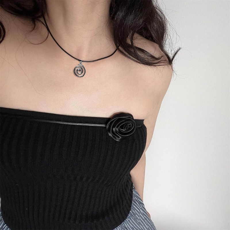 Vòng cổ choker y2k phong cách retro với ngôi sao mặt dây pu handmade