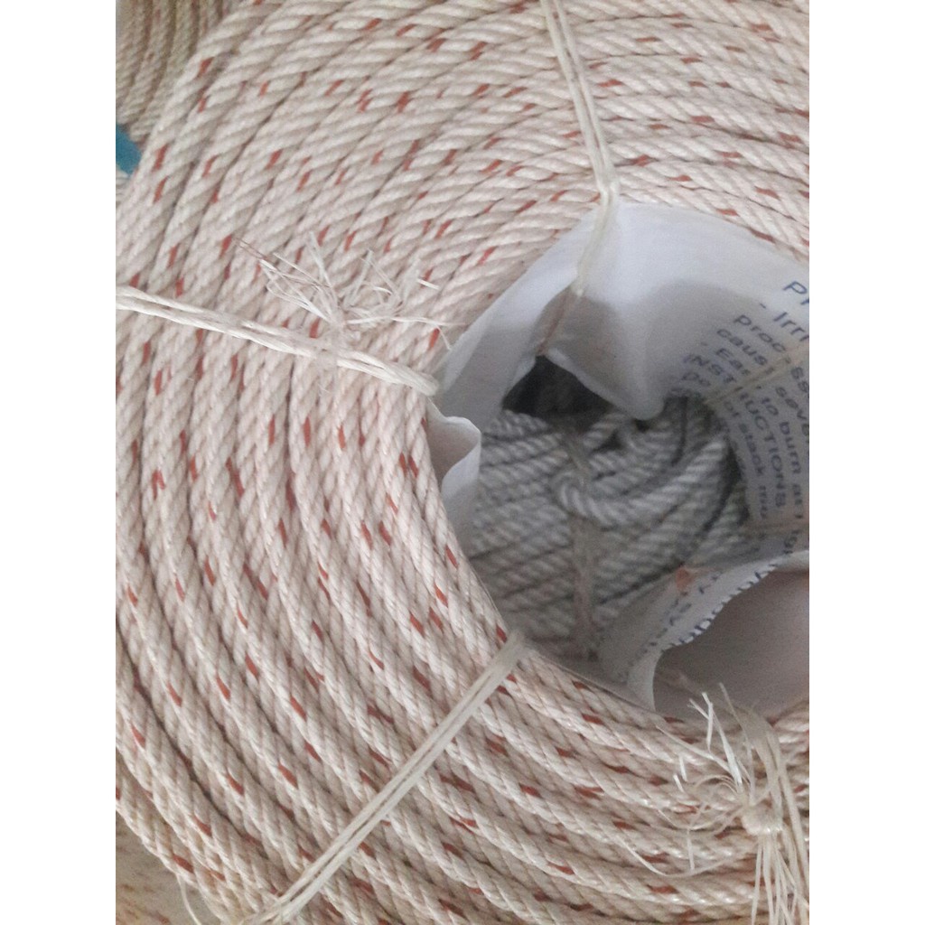 1kg dây thừng pp chịu lực tốt size 6mm. dùng kéo mái che, căng bạt, dây kéo máy tời xây dựng